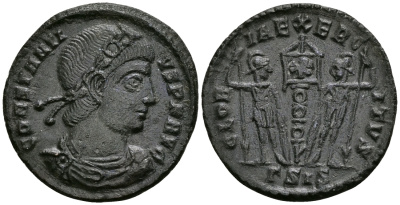 Римская Империя нуммий 337 - 340 Констанций II GLORIA EXERCITVS Сисция about Extremely fine RIC 86 бронза 1073-3-4-4